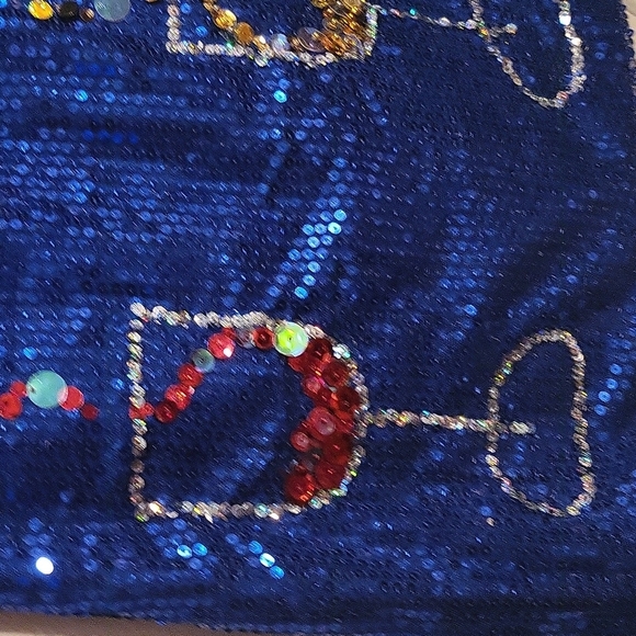 Wine Woman Costume - Picture 6 of 14